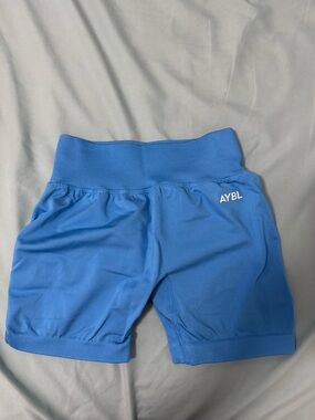 AYBL Adapt Seamless Shorts in Spring Cobalt